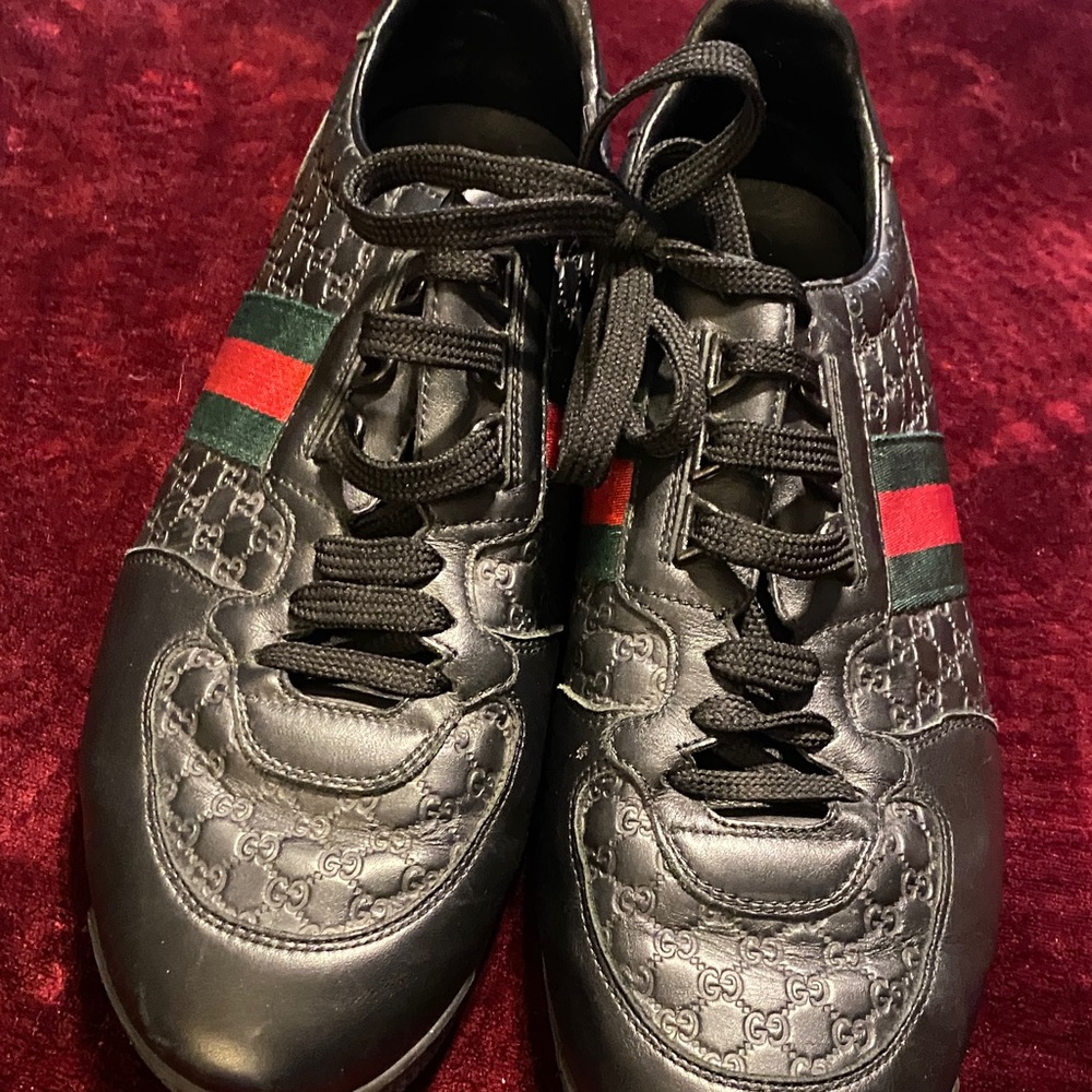 Gucci Black Leather Sneakers with Green and Red Web Stripe